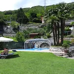 Casa Rosa Gera Lario