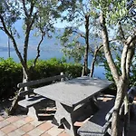Ξενοδοχείο με διαμερίσματα Casa Rosa Gera Lario