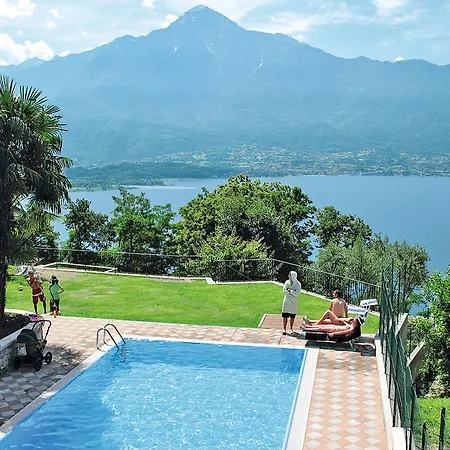 Casa Rosa Gera Lario