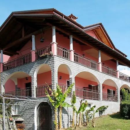 Casa Rosa Aparthotel