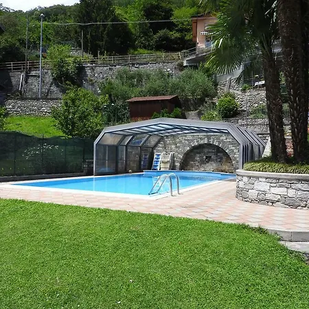 Apartmanhotel Casa Rosa 4*