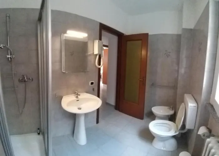 アパートホテル Casa Rosa