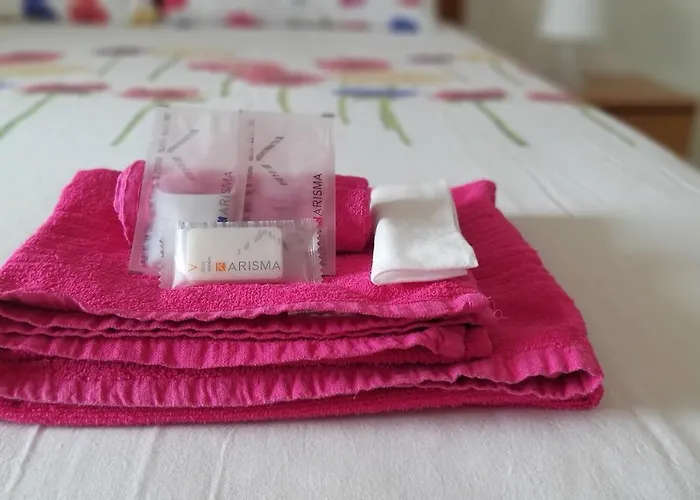 アパートホテル Casa Rosa ジェーラ・ラーリオ