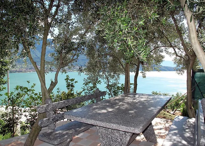 アパートホテル Casa Rosa ジェーラ・ラーリオ