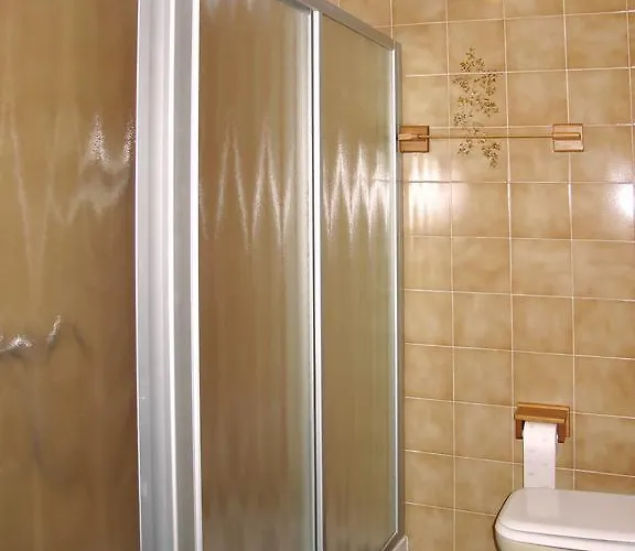 Casa Rosa アパートホテル ジェーラ・ラーリオ