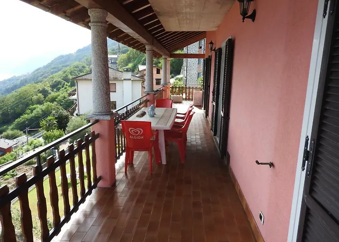 Casa Rosa アパートホテル ジェーラ・ラーリオ